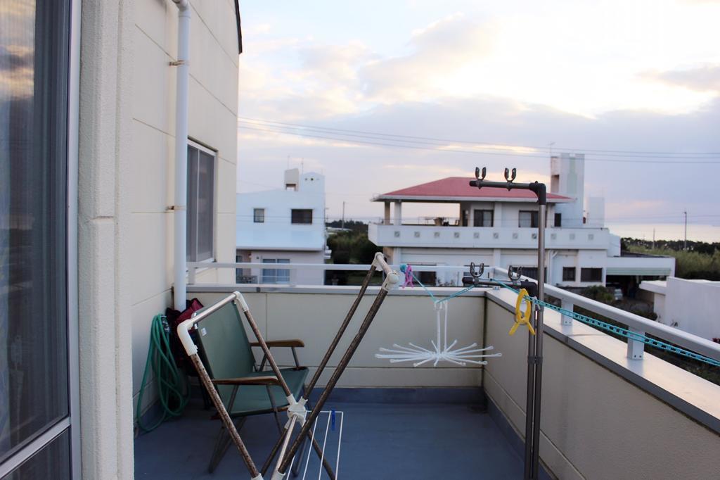 Guest House Route 6 Yomitan Esterno foto