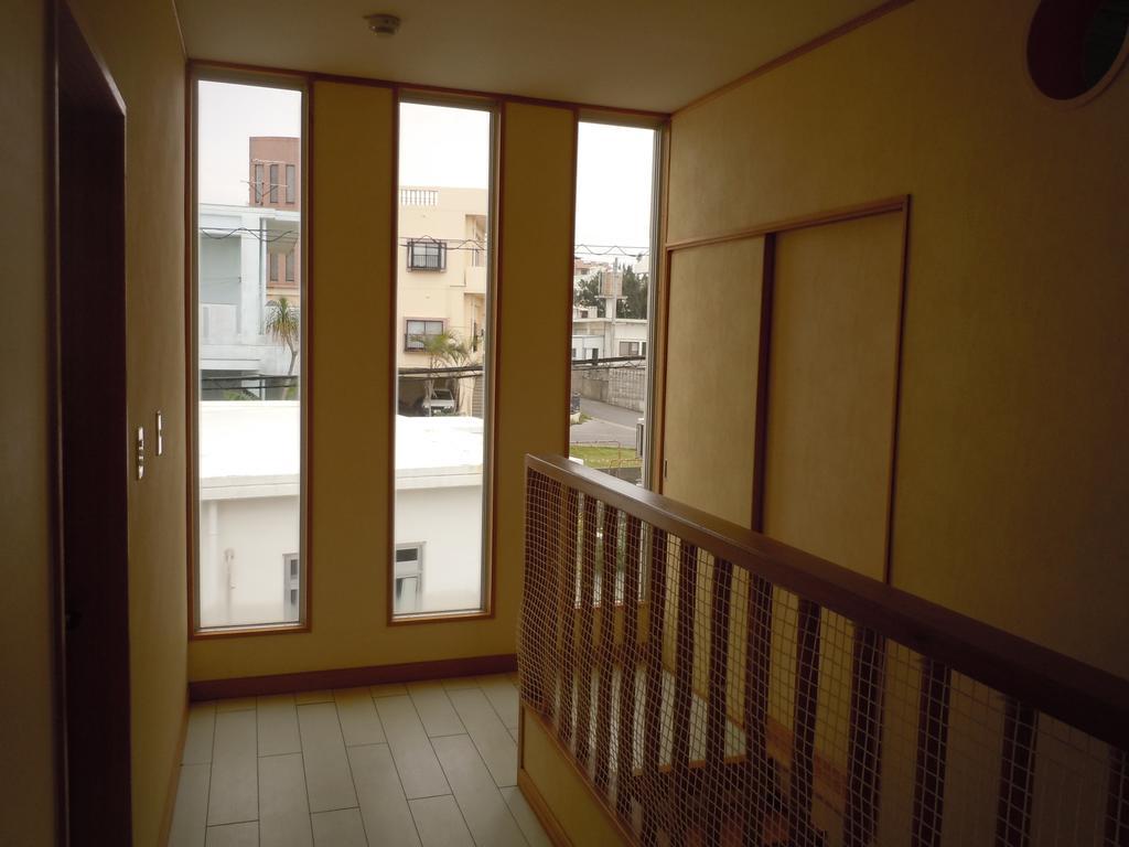 Guest House Route 6 Yomitan Esterno foto